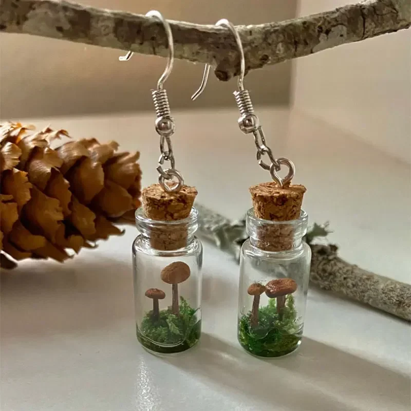 Real Mushroom Earrings Jar/Bot - Preserved Moss Sheet ulasan dan harga